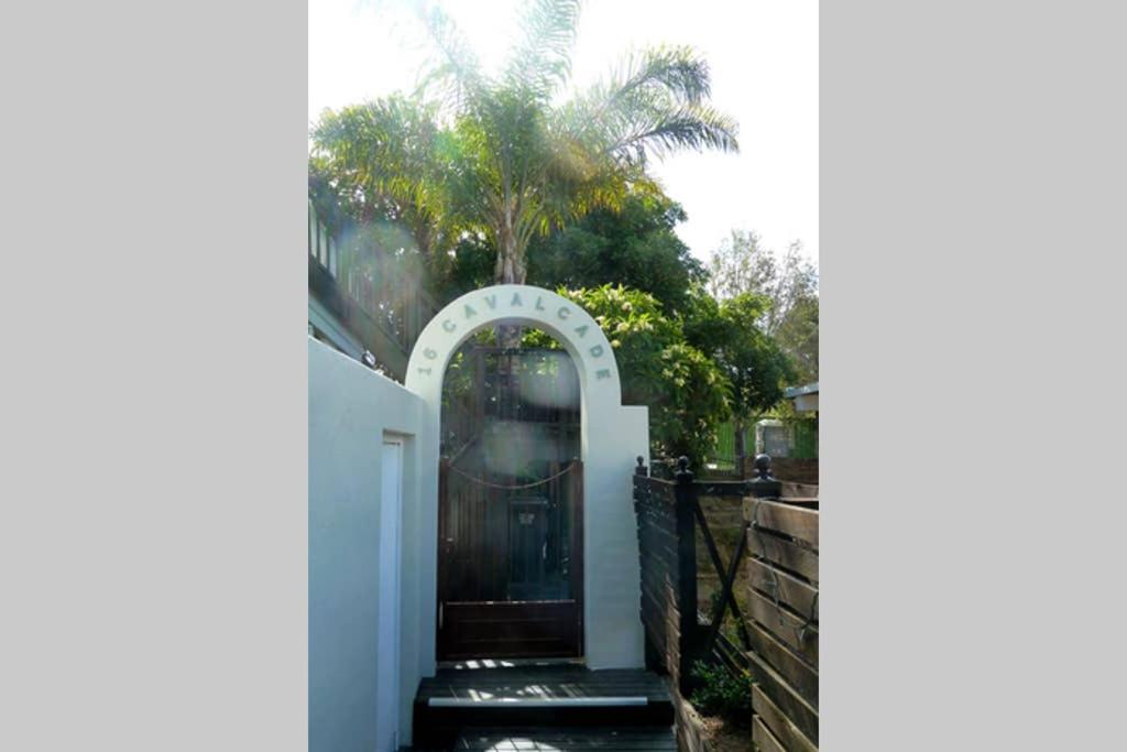 Urban Nest In Vibrant Green Point Cape Town Exterior photo