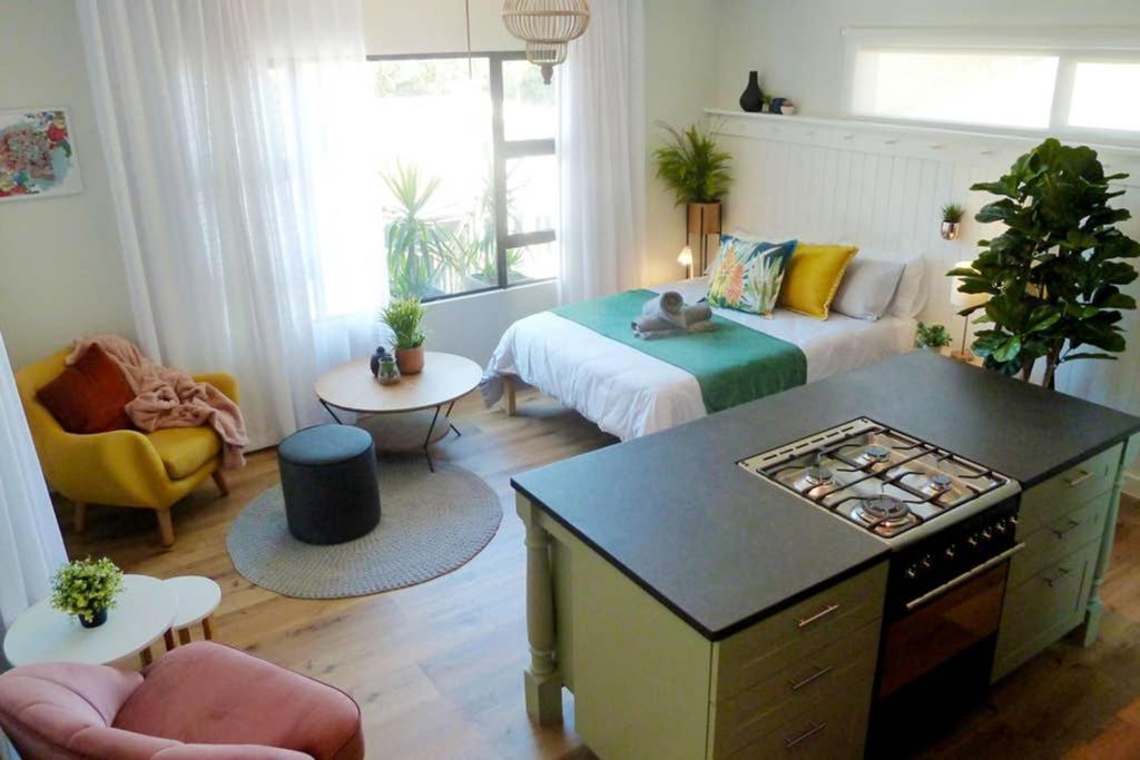 Urban Nest In Vibrant Green Point Cape Town Exterior photo